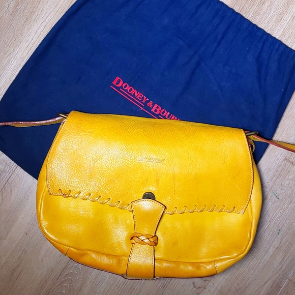 Brand new leather Dooney & Bourke hobo bag. - Picture 9 of 10